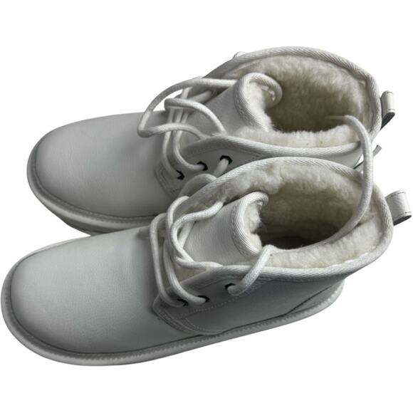 UGG Winter Cold Weather Kids Neumel ll Sz 4 NWOT Boots - Picture 6 of 10